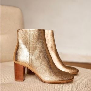Sezane Lea boot gold. Size 10 (41)